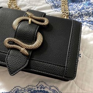Snake Buckle Chain Strap Shoulder Bag Cross Body